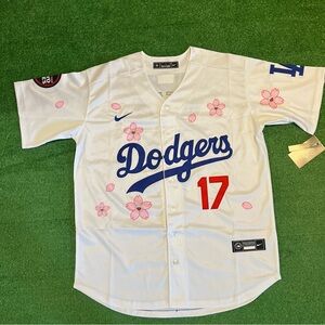 Los Angeles Dodgers Shohei Ohtani White Rose Jersey
Adult Small